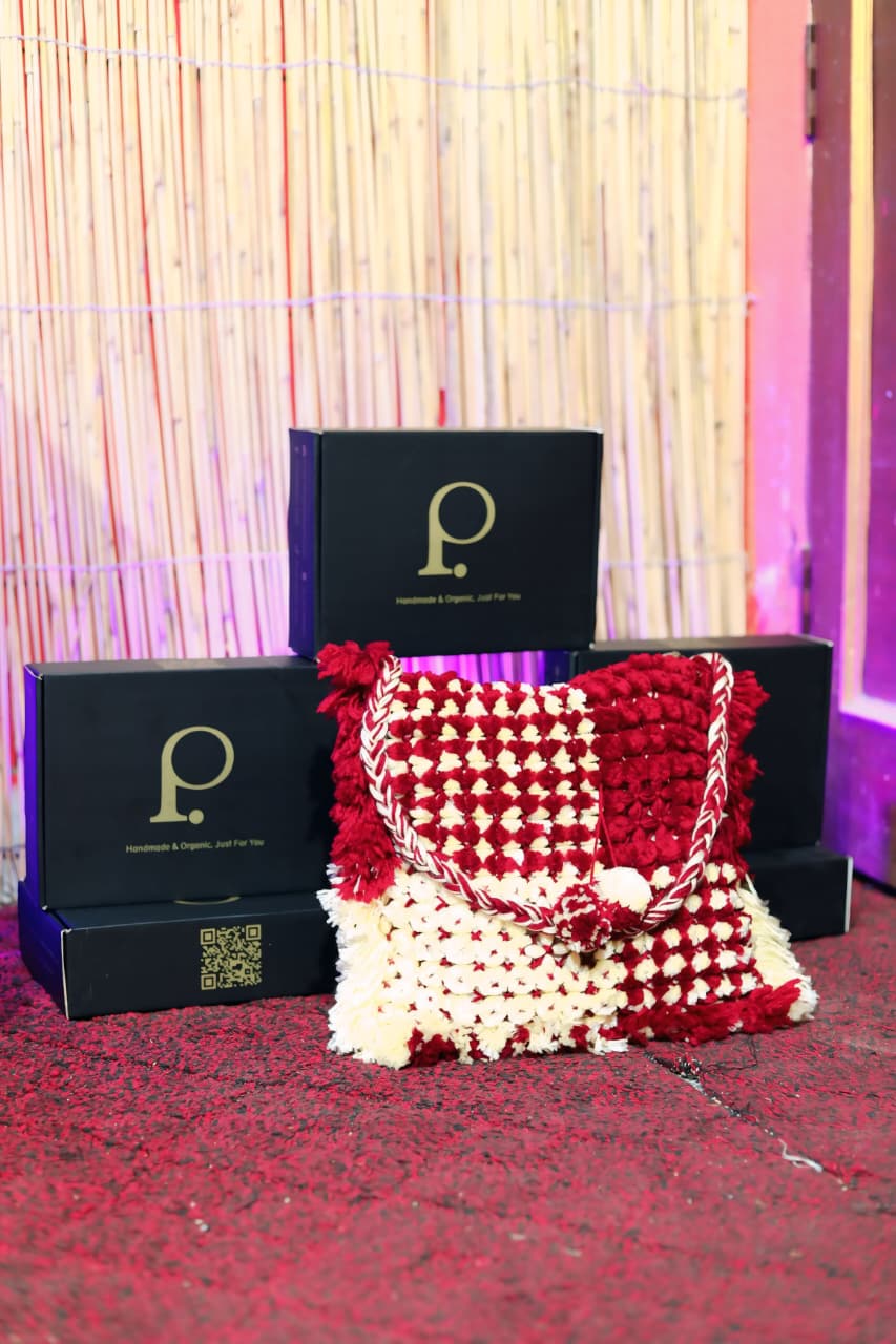 Woolen Handbags – Softly,Stylish,Elegant